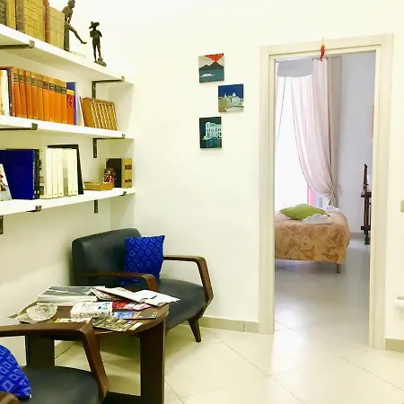 Arte E Musei Bed and Breakfast Νάπολη
