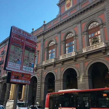 Arte E Musei לינה וארוחת בוקר 4*